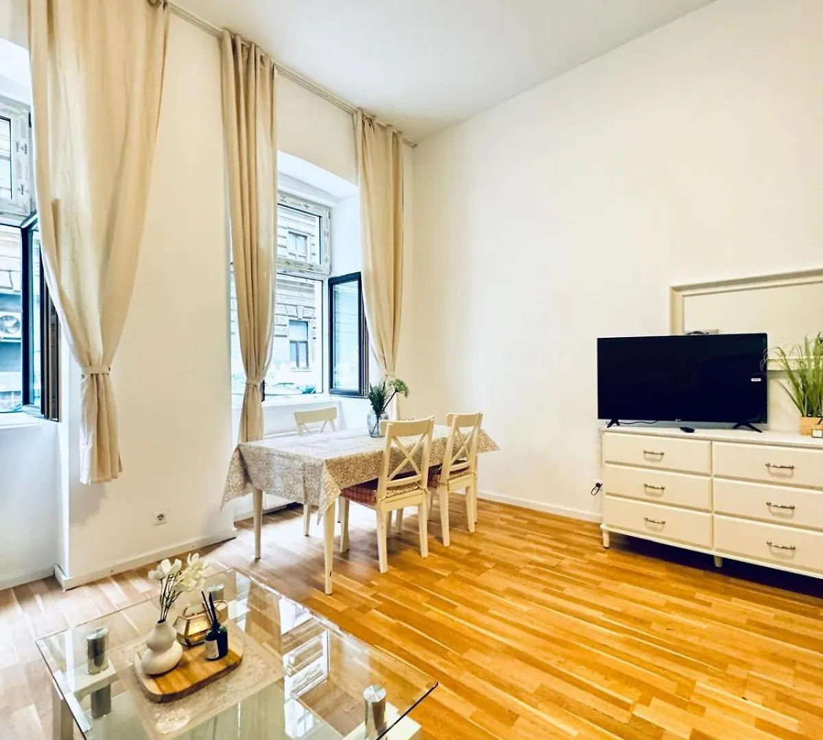 Comfortable Studio Apt, 15Minutes To Rathausplatz Вена Австрия