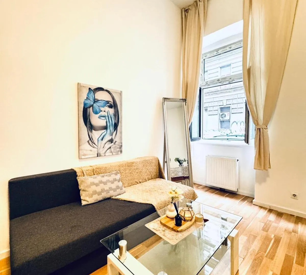 Comfortable Studio Apt, 15Minutes To Rathausplatz Вена